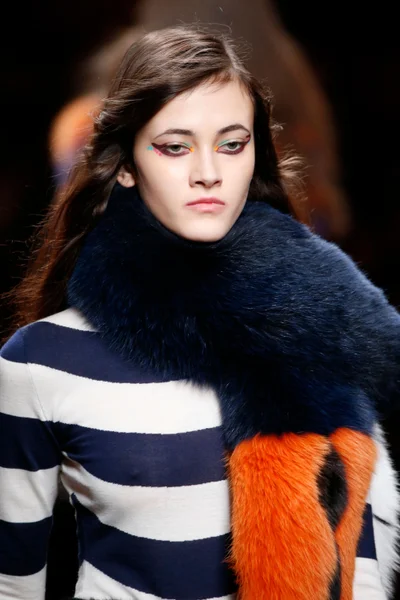 Look 101